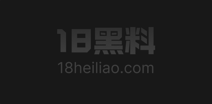 素人反差小姐姐 小凤 私拍大尺度流出 白蕾丝吊带裙过膝袜 一套一套往下脱身体非常诱人 - 图1